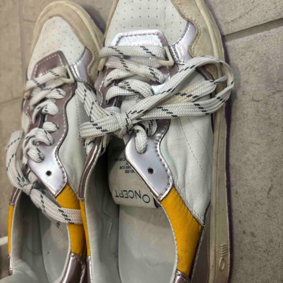 Oncept Phoenix Sneakers - Picture 3 of 4